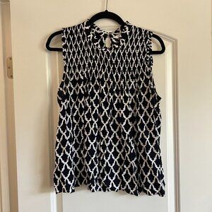 Crown & Ivy black tank top